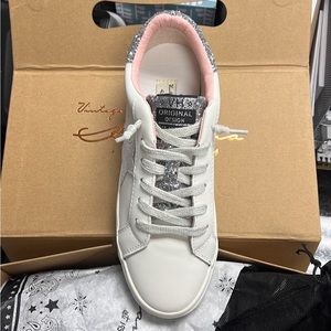 Brand Nee Vintage Havana Sneakers